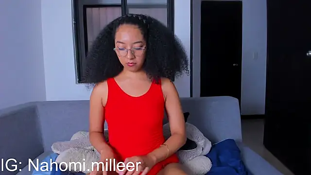 NAHOMI MILLER online show from 24, 10, 2025