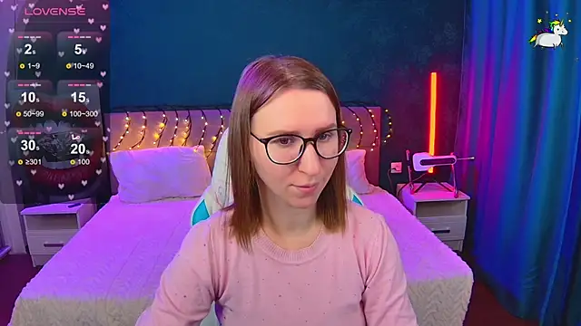 AliceBYKiss online show from 1, 12, 2025