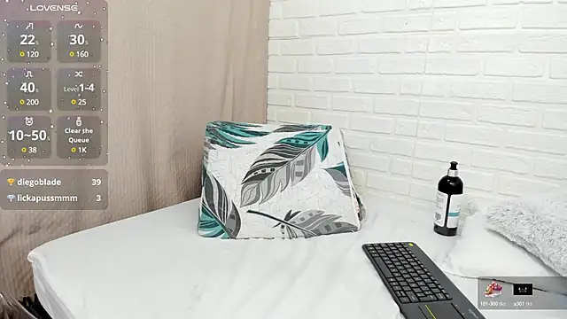 Julieta 333 online show from 22, 2, 2025