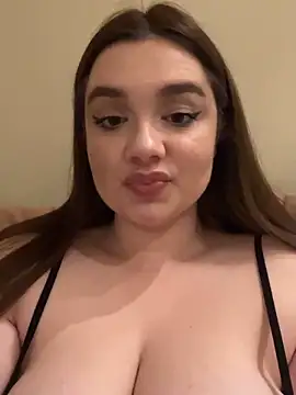 Snapshot of Dreamy_Kitty chatting on 10, 1, 2025 Dreamy Kitty online show from 10, 1, 2025