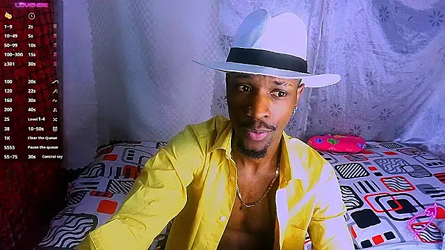 Snapshot of Aroonpapisex chatting on 6, 12, 2024 Aroonpapisex online show from 6, 12, 2024