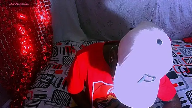 Snapshot of Aroonpapisex chatting on 11, 12, 2024 Aroonpapisex online show from 11, 12, 2024