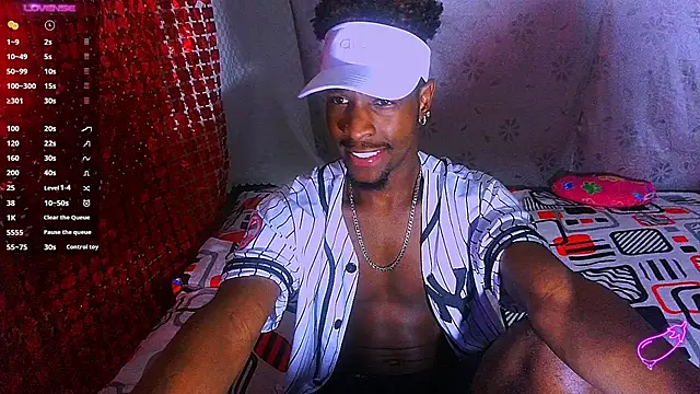 Snapshot of Aroonpapisex chatting on 13, 12, 2024 Aroonpapisex online show from 13, 12, 2024