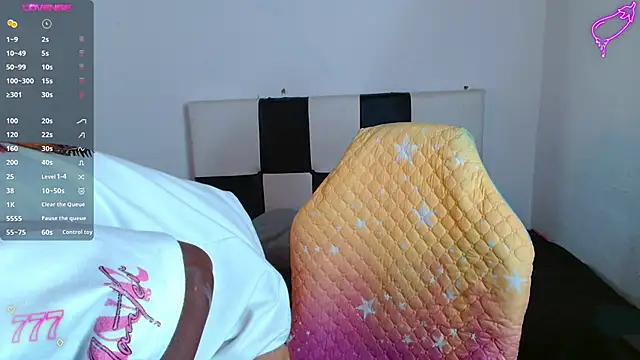 Snapshot of Aroonpapisex chatting on 15, 6, 2026 Aroonpapisex online show from 15, 6, 2026