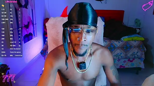 Snapshot of Aroonpapisex chatting on 16, 7, 2026 Aroonpapisex online show from 16, 7, 2026