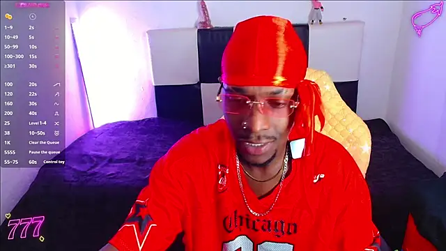 Snapshot of Aroonpapisex chatting on 23, 6, 2026 Aroonpapisex online show from 23, 6, 2026