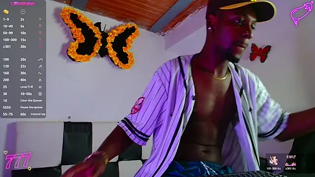 Snapshot of Aroonpapisex chatting on 7, 7, 2026 Aroonpapisex online show from 7, 7, 2026