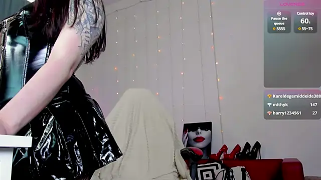 Snapshot of Vanessa_Ives_ chatting on 20, 3, 2025 Vanessa Ives online show from 20, 3, 2025
