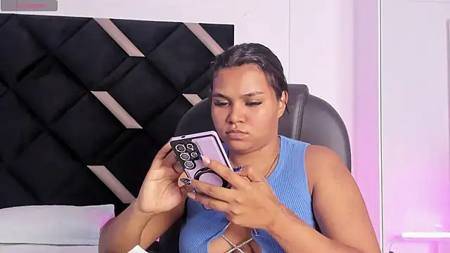 Carolina Evanss online show from 16, 7, 2026