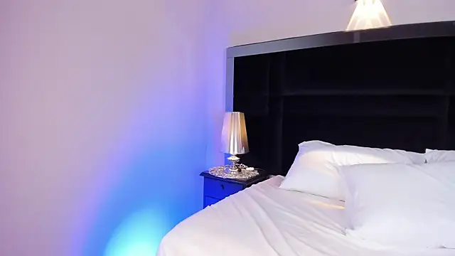 MelodyRey  online show from 21, 10, 2025