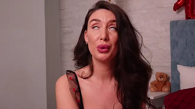 LeylaGracey online show from 4, 3, 2025