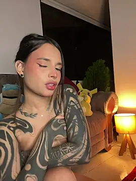 Snapshot of alessia_iris19 chatting on 9, 2, 2025 alessia iris19 online show from 9, 2, 2025