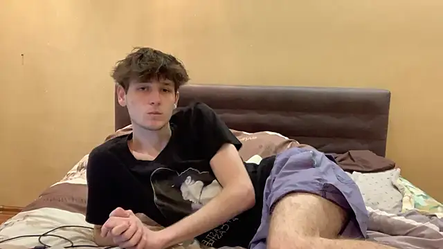 cutie guys online show from 29, 12, 2024