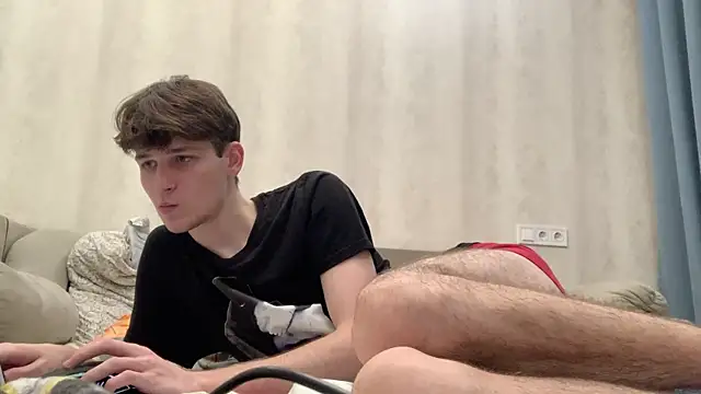 cutie guys online show from 16, 12, 2024