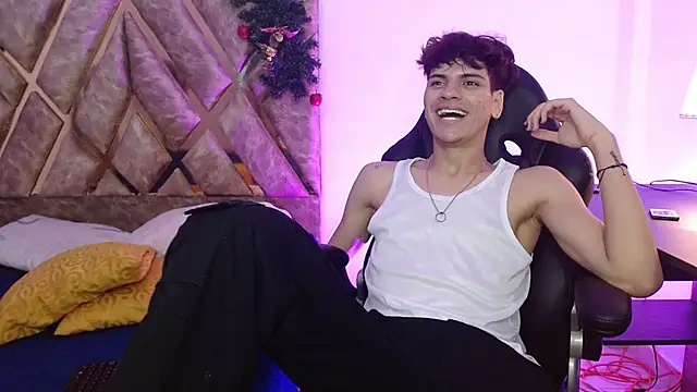 Themilow online show from 29, 12, 2024