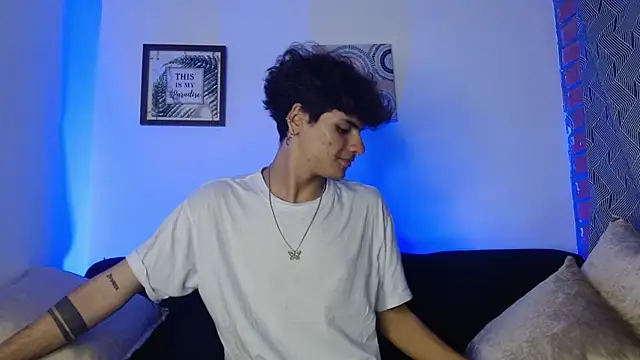 Themilow online show from 13, 2, 2025