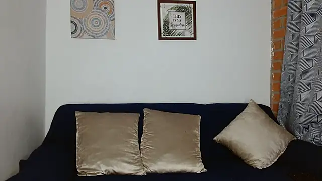 Themilow online show from 11, 3, 2025