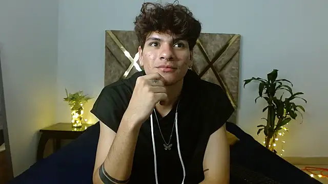 Themilow online show from 28, 1, 2025