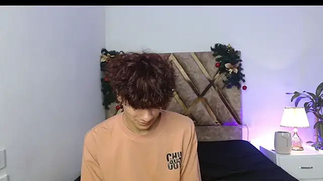 Themilow online show from 24, 12, 2024