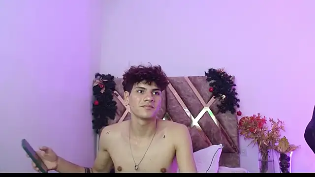 Themilow online show from 5, 1, 2025