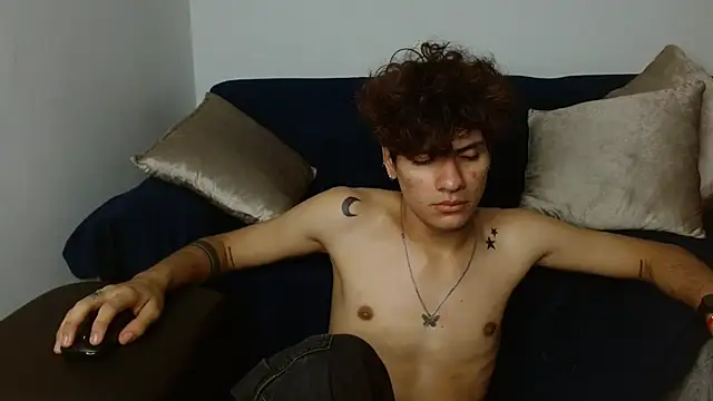 Themilow online show from 27, 2, 2025