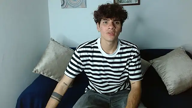 Themilow online show from 3, 3, 2025