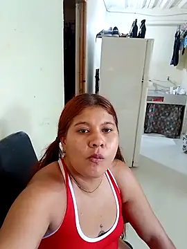 Stylevoluptuousvycky online show from 6, 11, 2025