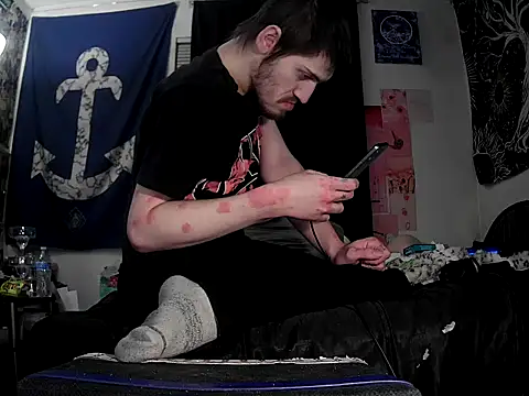 ATwinkie online show from 28, 2, 2026