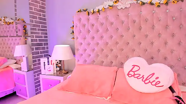 MadissonRey online show from 23, 7, 2026