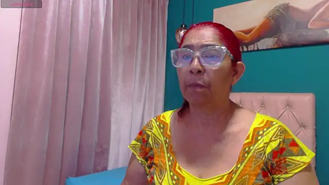 renata milf  online show from 17, 11, 2025