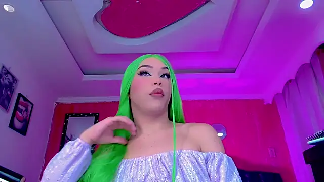 Snapshot of TiffanyMackensyy chatting on 4, 5, 2026 TiffanyMackensyy online show from 4, 5, 2026