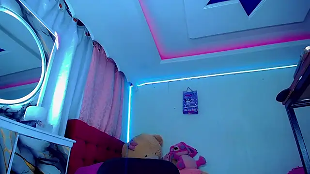 Snapshot of TiffanyMackensyy chatting on 5, 6, 2026 TiffanyMackensyy online show from 5, 6, 2026
