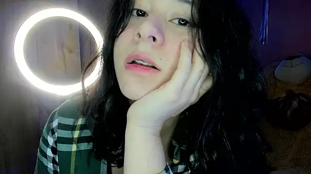 Snapshot of agnes_213 chatting on 30, 11, 2025 agnes 213 online show from 30, 11, 2025