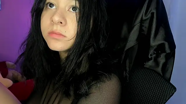 Snapshot of agnes_213 chatting on 23, 10, 2025 agnes 213 online show from 23, 10, 2025