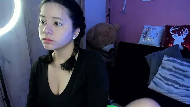 Snapshot of agnes_213 chatting on 24, 11, 2025 agnes 213 online show from 24, 11, 2025