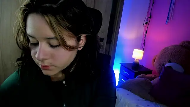 agnes 213 online show from 4, 3, 2026