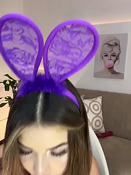 Catvalentine  online show from 20, 2, 2026