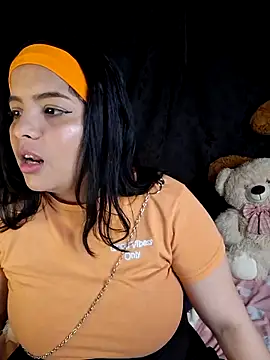 sophia cute1 1 online show from 9, 11, 2025