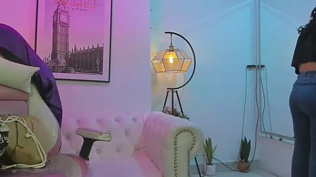 Theia moon online show from 9, 2, 2025