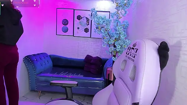 Theia moon online show from 9, 1, 2026