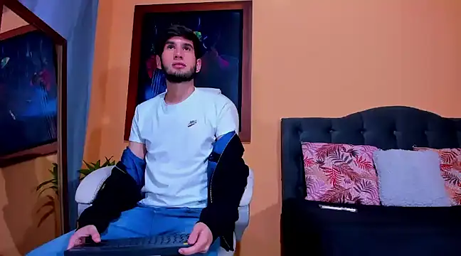 Thhiago tay online show from 5, 12, 2024
