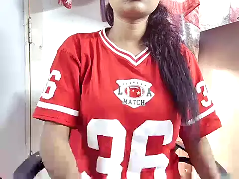 Snapshot of samosa73 chatting on 22, 11, 2025 samosa73 online show from 22, 11, 2025