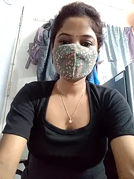 Snapshot of samosa73 chatting on 4, 11, 2025 samosa73 online show from 4, 11, 2025