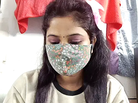 Snapshot of samosa73 chatting on 13, 11, 2025 samosa73 online show from 13, 11, 2025