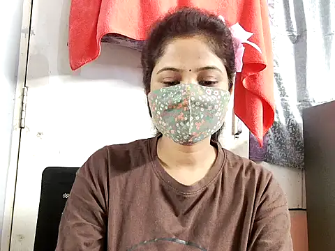 Snapshot of samosa73 chatting on 17, 11, 2025 samosa73 online show from 17, 11, 2025