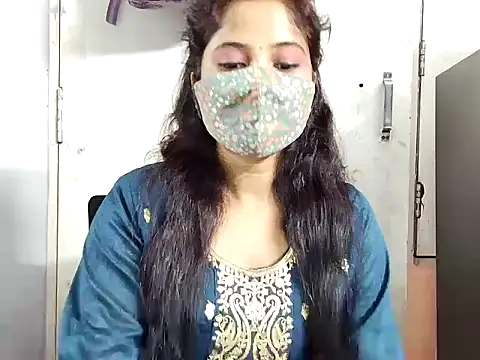 Snapshot of samosa73 chatting on 18, 10, 2025 samosa73 online show from 18, 10, 2025