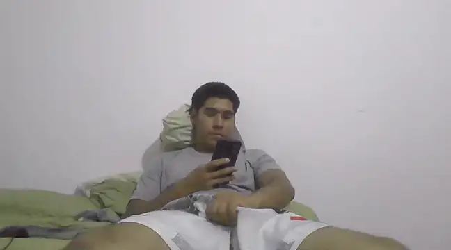 Snapshot of estudiante69 chatting on 24, 2, 2025 estudiante69 online show from 24, 2, 2025