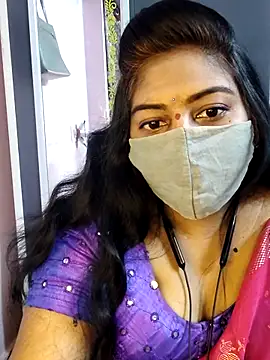 RomeoJuliet345 online show from 4, 2, 2026