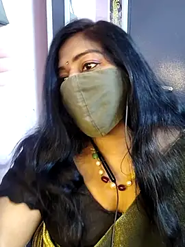 RomeoJuliet345 online show from 7, 2, 2026