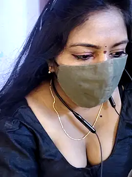 RomeoJuliet345 online show from 31, 5, 2026